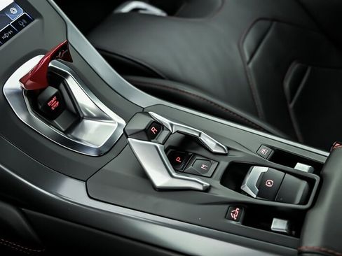 Used 2021 Lamborghini Huracan EVO RWD image 32