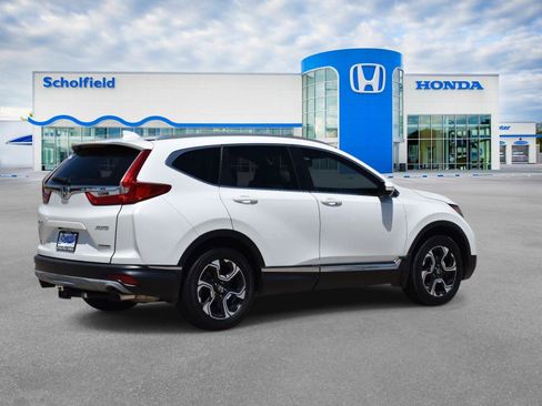 Used 2017 Honda CR-V Touring image 3