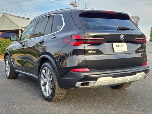 Used 2026 BMW X5 sDrive40i w/ Premium Package image 11