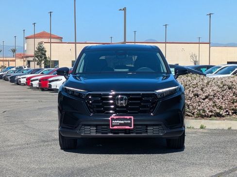 Used 2025 Honda CR-V EX image 2