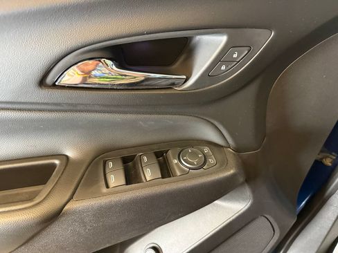 Used 2019 Chevrolet Equinox LT AWD/4WD image 18