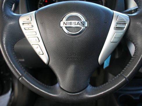 Used 2016 Nissan Versa Note SV FWD image 17
