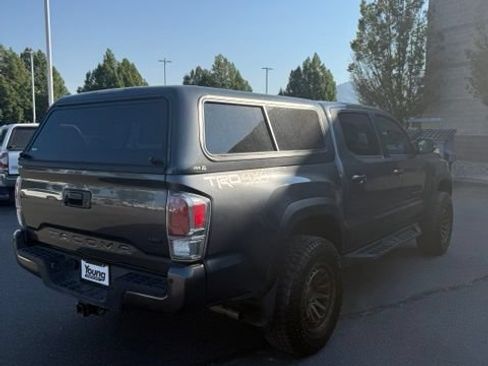 Used 2022 Toyota Tacoma TRD Off-Road w/ Technology Package AWD/4WD image 6