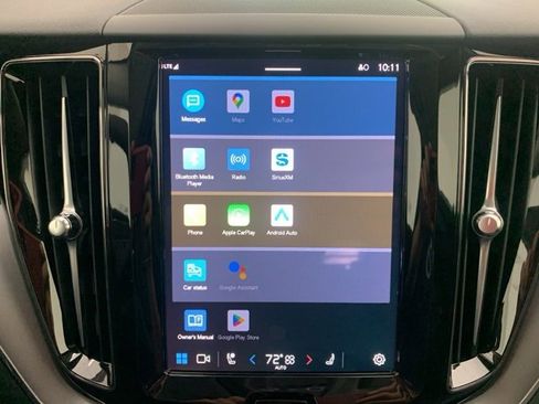 Certified 2024 Volvo XC60 B5 Core image 17