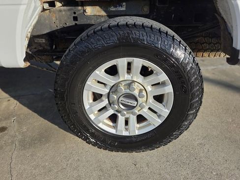 Used 2017 Ford F250 XLT image 10