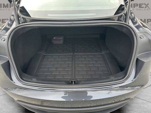 Used 2024 Tesla Model 3 Standard Range image 30