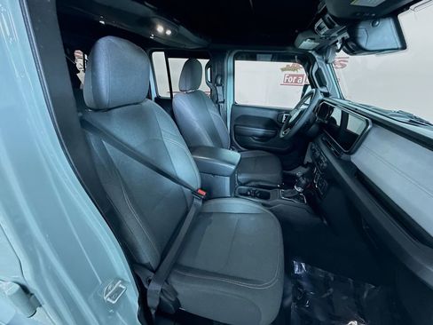 Used 2024 Jeep Wrangler Unlimited w/ Convenience Group image 30