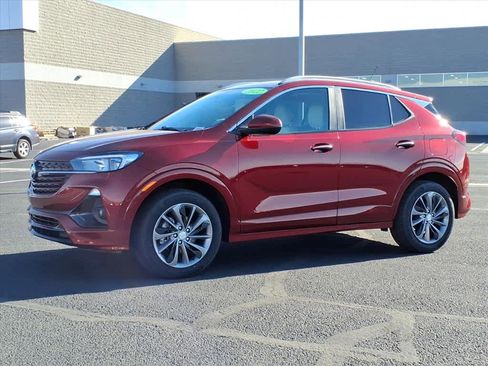 Used 2022 Buick Encore GX Preferred w/ Sport Touring Package image 2