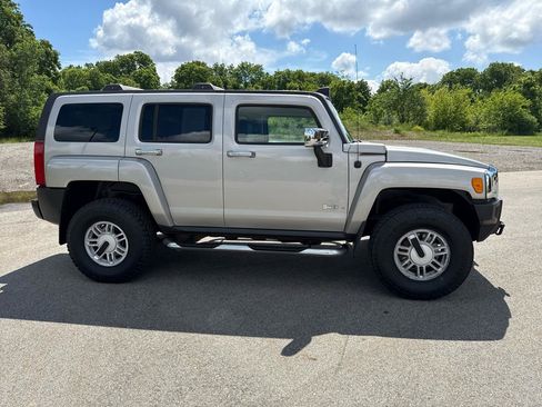Used 2006 HUMMER H3 AWD/4WD image 4