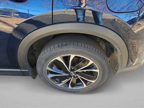 Used 2023 MAZDA CX-5 AWD 2.5 S w/ Premium Package image 3