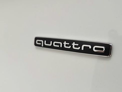 Used 2025 Audi Q5 Premium Plus w/ Premium Plus AWD/4WD image 50