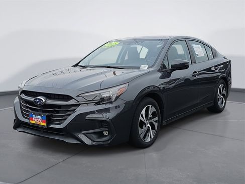 Used 2023 Subaru Legacy Premium image 7