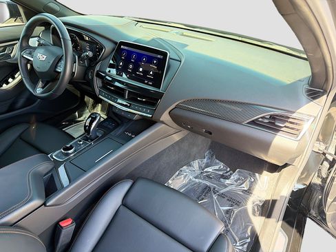 Used 2024 Cadillac CT5 Sport image 13