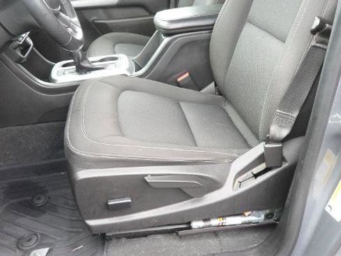 Used 2022 Chevrolet Colorado LT w/ LT Convenience Package image 23