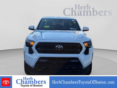 Used 2024 Toyota Tacoma SR5 AWD/4WD image 2