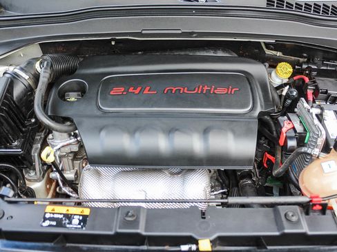 Used 2017 Jeep Renegade Altitude image 26