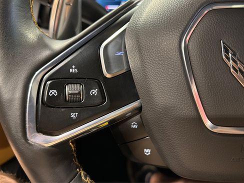 Used 2020 Chevrolet Corvette Stingray Preferred Cpe w/ 2LT Preferred Equipment Group RWD image 23