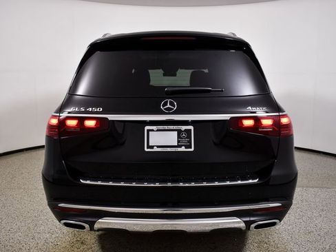 Certified 2025 Mercedes-Benz GLS 450 4MATIC image 7