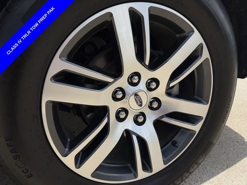 Used 2022 Ford Expedition Limited RWD image 12