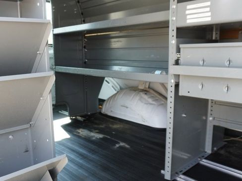 Used 2015 Chevrolet Express 2500 image 12