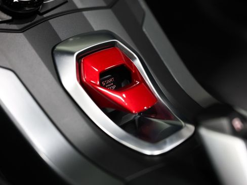Used 2018 Lamborghini Huracan LP 580-2 RWD image 27