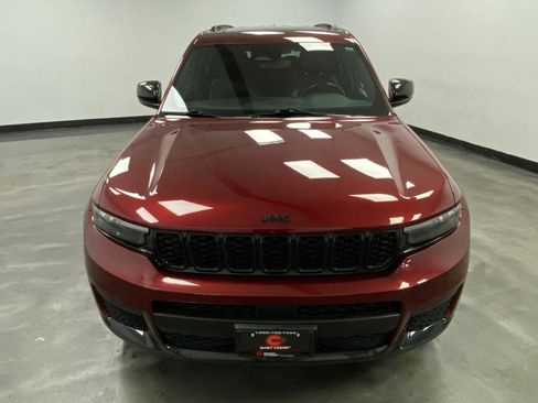 Used 2021 Jeep Grand Cherokee L Laredo image 9