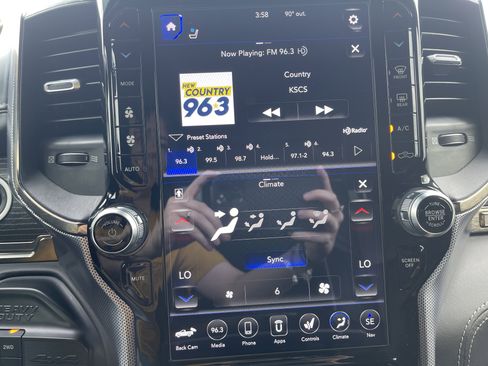 Used 2020 RAM 3500 Limited image 26