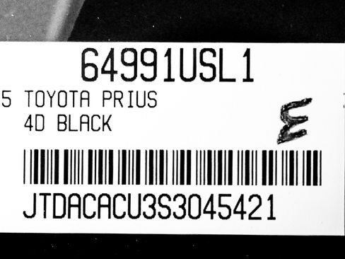 Used 2025 Toyota Prius Plug-In Hybrid image 26