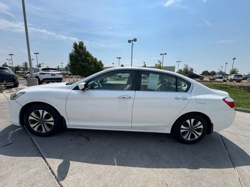 Used 2013 Honda Accord LX image 4
