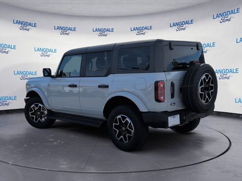 New 2026 Ford Bronco Outer Banks image 9