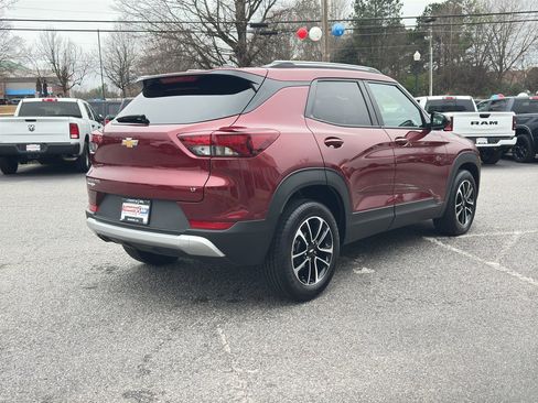 Used 2025 Chevrolet TrailBlazer LT image 6