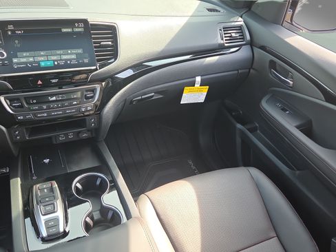 New 2026 Honda Ridgeline Black Edition image 14
