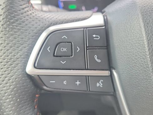 Used 2023 Toyota Sienna XSE FWD image 20