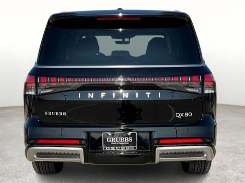 Certified 2025 INFINITI QX80 Luxe image 6