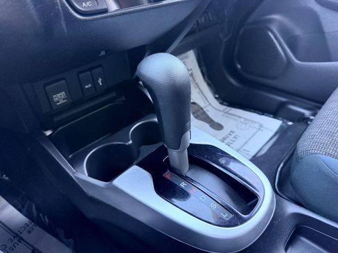 Used 2016 Honda Fit LX image 37