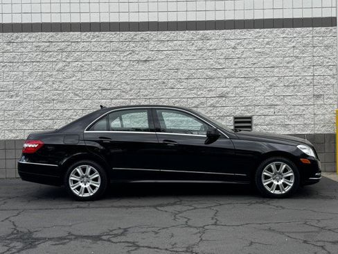 Used 2013 Mercedes-Benz E 350 4MATIC Sedan image 16