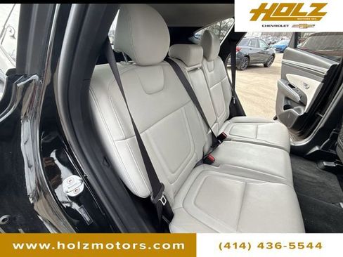 Used 2023 Hyundai Tucson Limited w/ Cargo Package image 28