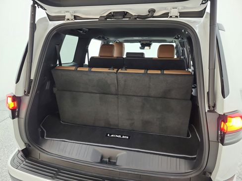 Used 2025 Lexus GX 550 w/ Accessory Package (Z1) AWD/4WD image 20