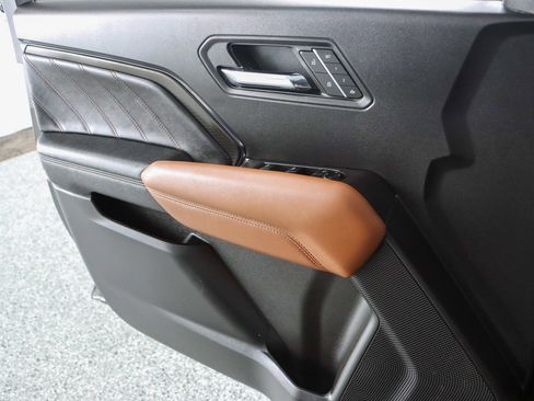 Used 2023 GMC Canyon AT4 w/ AT4 Premium Package image 22