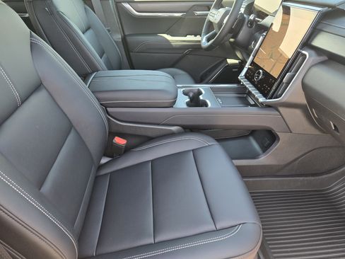 New 2026 GMC Acadia Elevation w/ Black Edition image 10