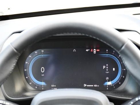 Certified 2025 Volvo XC40 B5 Plus image 23