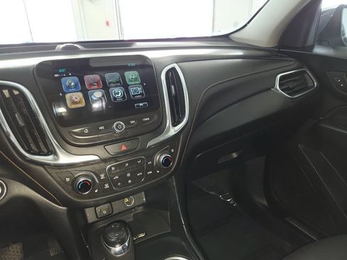 Used 2018 Chevrolet Equinox Premier FWD image 33