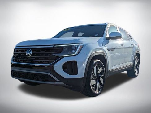 Used 2024 Volkswagen Atlas Cross Sport SE image 7