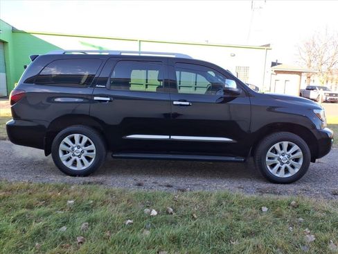 Used 2020 Toyota Sequoia Platinum image 6