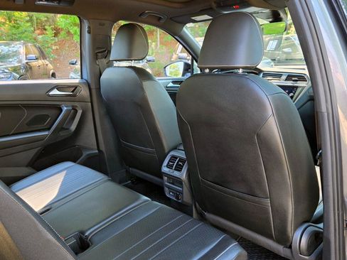 Used 2024 Volkswagen Tiguan SE R-Line FWD image 53