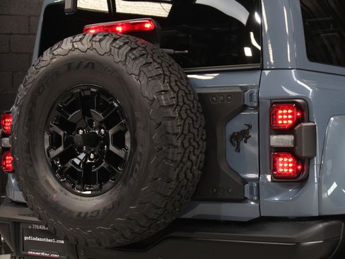 Used 2025 Ford Bronco Raptor w/ Interior Carbon Fiber Pack AWD/4WD image 16