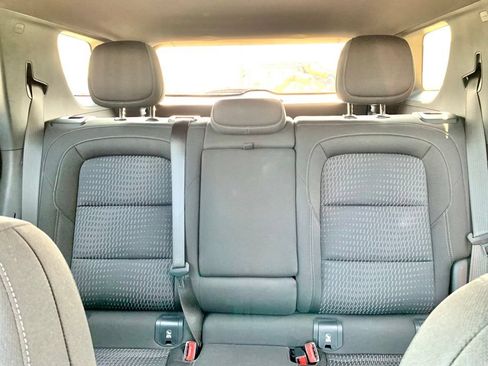 Used 2025 Chevrolet Equinox LT FWD image 19