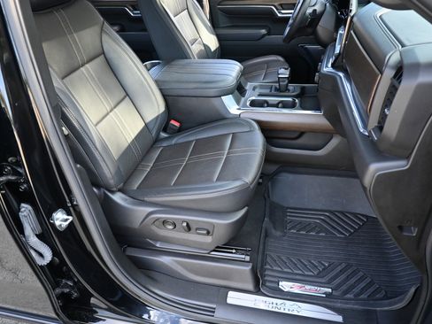 Used 2024 Chevrolet Silverado 1500 High Country w/ Midnight Edition image 19