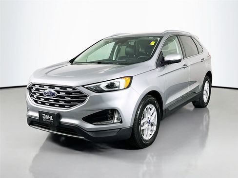 Used 2022 Ford Edge SEL w/ Convenience Package AWD/4WD image 4