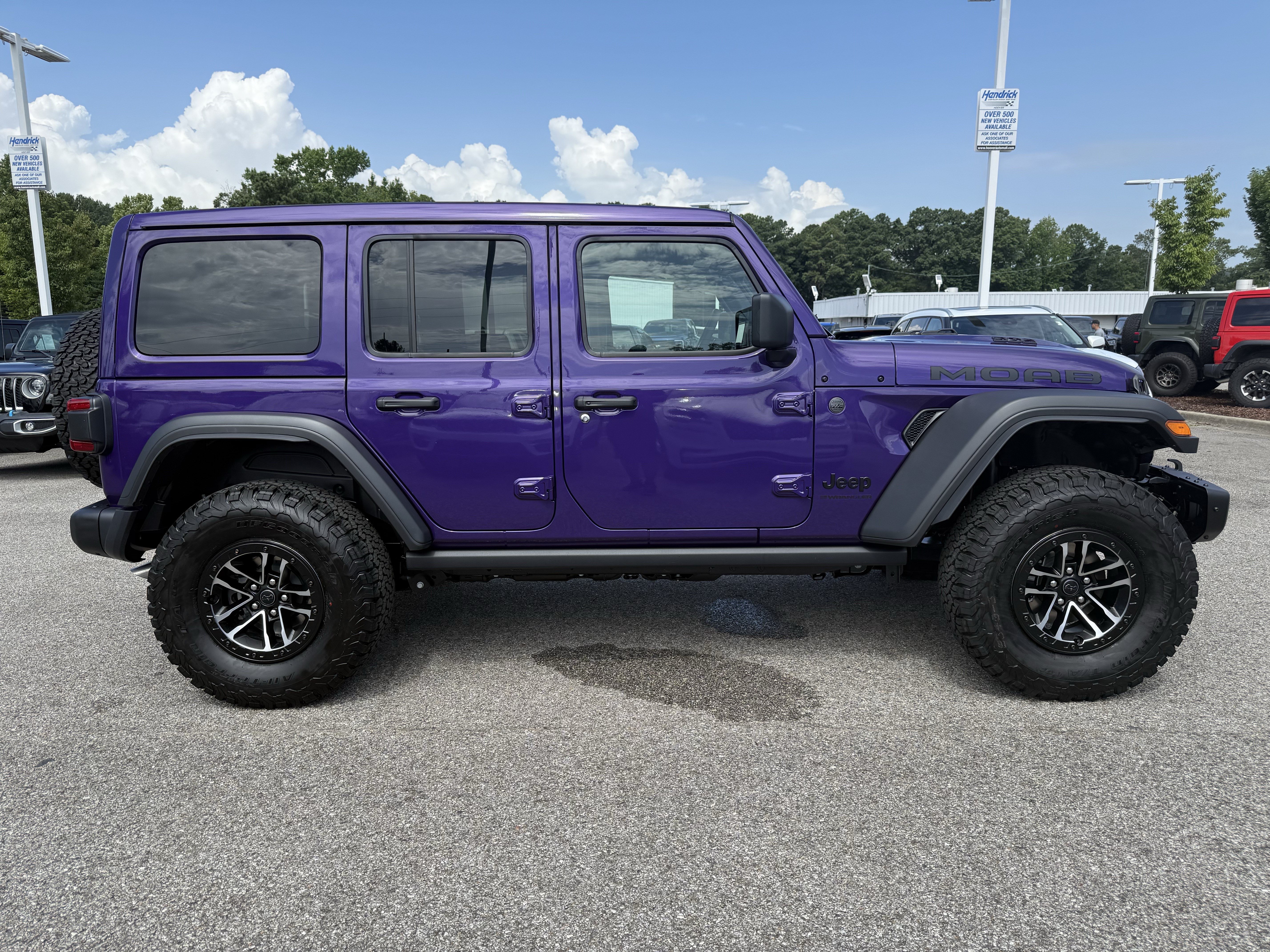 New 2026 Jeep Wrangler Unlimited Rubicon 392 w/ Quick Order Package 27X Moab AWD/4WD image 11